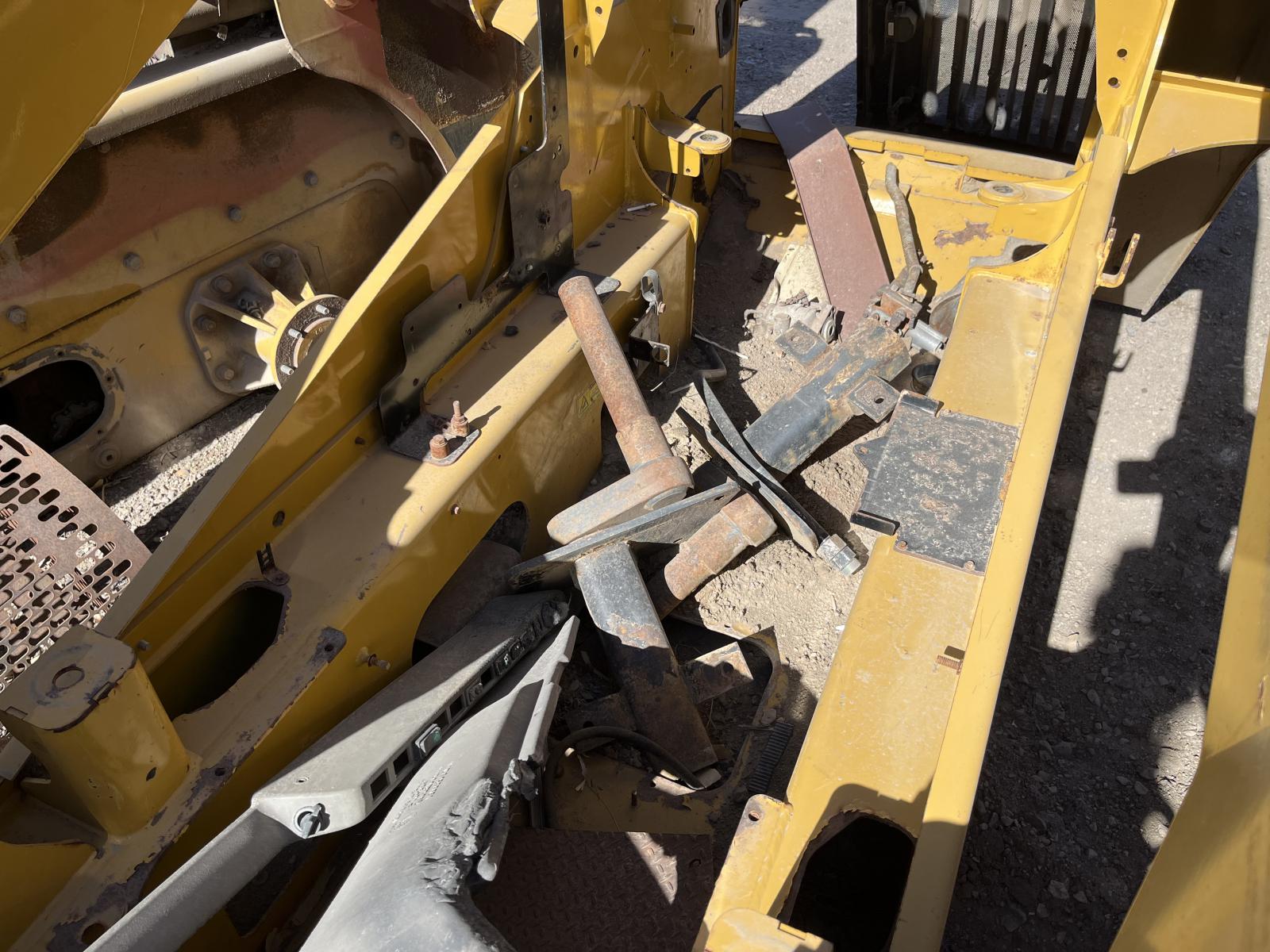 ./imagenes/INVOICE/2019/12074/CATERPILLAR 297C (5).JPG